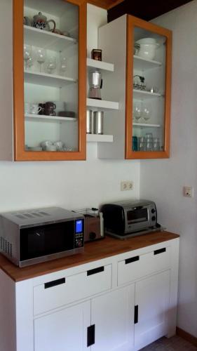 Η κουζίνα ή μικρή κουζίνα στο Ferienwohnung Raschke