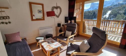 Grand 3 pièces cosy à SuperDévoluy (05) - Plein Sud, au pied des pistes