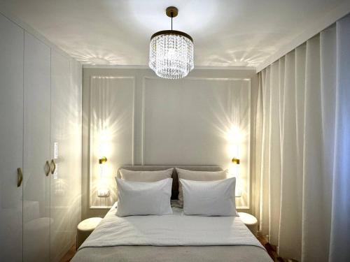 Elegant Apartment Near the European Quarter