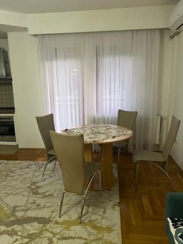 Et opholdsområde på Rida Apartment
