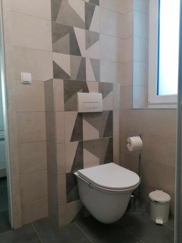 Salle de bains dans l'établissement Villa Leona