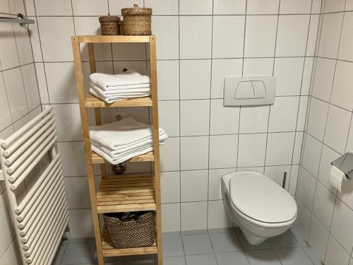 Koupelna v ubytování Krähenberg am Rande der Wildnis