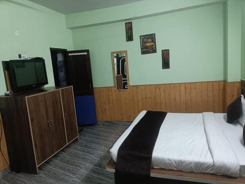 Postel nebo postele na pokoji v ubytování Hotel River View