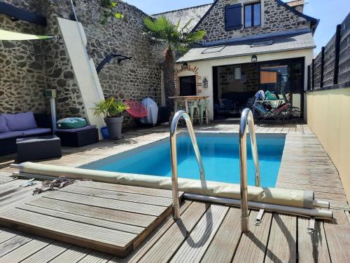 Villa de Caractère avec Piscine