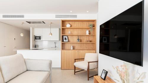 Penthouse with Terrace near Gran Via and Camp Nou