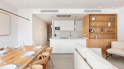 Penthouse with Terrace near Gran Via and Camp Nou
