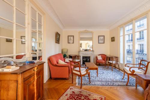 Francisque Sarcey - Appartement proche Trocadéro