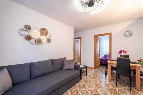 Calle Helsinki 23, Apartment with 2 bedrooms , 200 meters from Los Locos beach