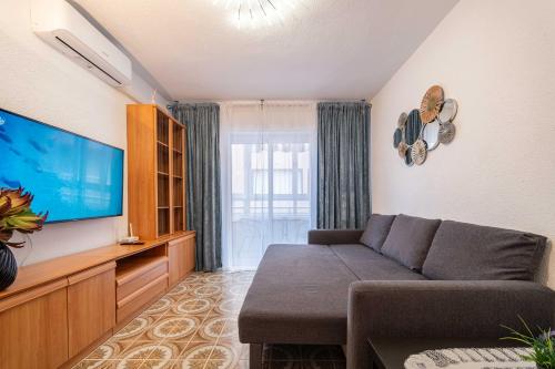 Calle Helsinki 23, Apartment with 2 bedrooms , 200 meters from Los Locos beach