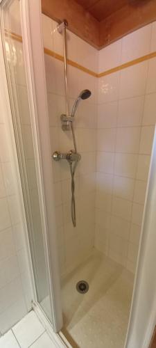 Bilik mandi di Appartement Les Menuires 6 personnes