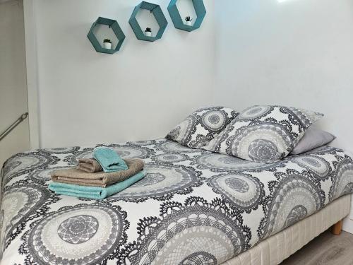 Centre de Nice : Studio rénové, climatisé et calme