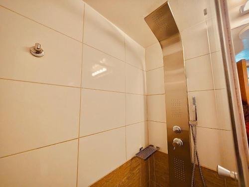 Ένα μπάνιο στο Luxury Providencia 305