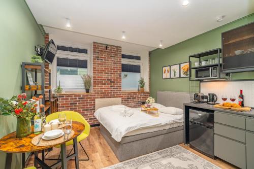 Kraków Grzegórzki Studio - Central Station Nearby - by Rentujemy