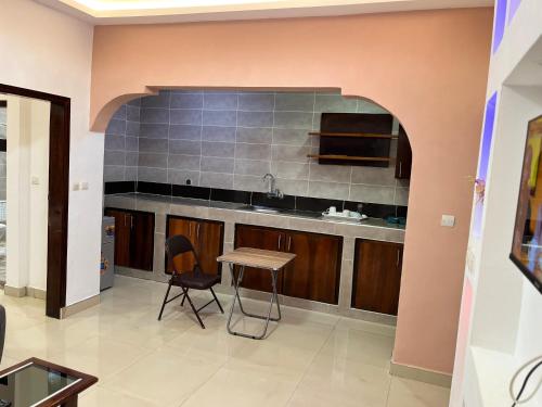 Kuchyň nebo kuchyňský kout v ubytování Souad Résidence