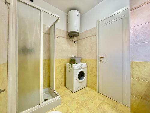 Φωτογραφία από το άλμπουμ του 100 meters from the Sea, Free Parking, WiFi σε Ceriale