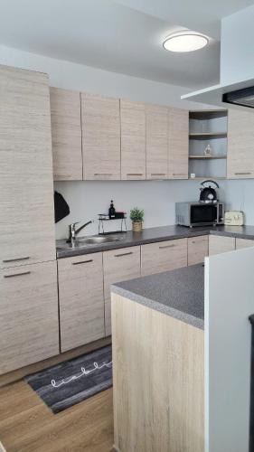 Una cocina o zona de cocina en apartment77