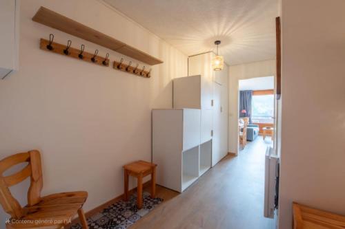 APPARTEMENT RESIDENCE PLEIN SUD , CENTRE STATION , PIED DES PISTES , PARKING ,WIFI , 30 m2 , 4p