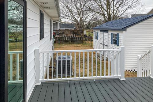 Balkoni atau teres di Mill Run Estates --- 31863 Mill Run Dr