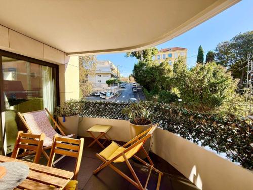 A011-Superbe Studio avec Terrasse Sauna Jacuzzi