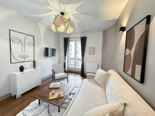 Arc de Triomphe Cosy Retreat