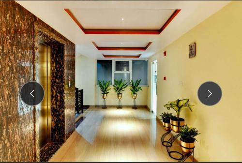 Φωτογραφία από το άλμπουμ του Ahom Comfort, "A Unit of OBEROI REALTORS AND HOSPITALITY SERVICES", Bangalore στη Μπανγκαλόρ