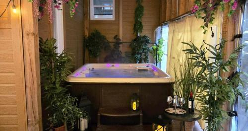Phòng tắm tại Le Cozy Retreat Private Spa Wine & Relaxing Escape