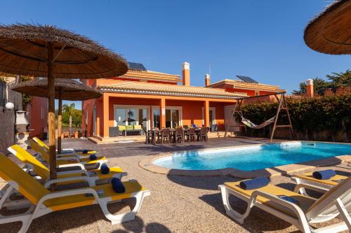 Villa Florida - Piscina aquecível, BBQ e sala de jogos - Albufeira