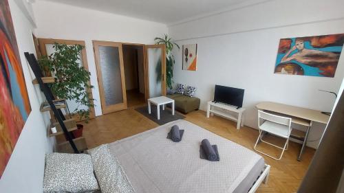 Posteľ alebo postele v izbe v ubytovaní Practical flat Nivy centre
