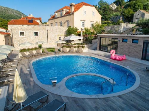 Bazén v ubytovaní Orka Apartments alebo v jeho blízkosti