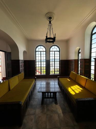 Un lugar para sentarse en Hotel Refugio El Santuario - Comfacundi