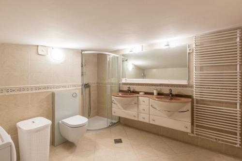 VELEBOS SUPERIOR APARTMENT - spacious luxury four-room apartment on 220 m2 - panoramic view of the sea and islands - prestigious location by the sea to the new city center of Žnjan - top amenities - free garage parking space
