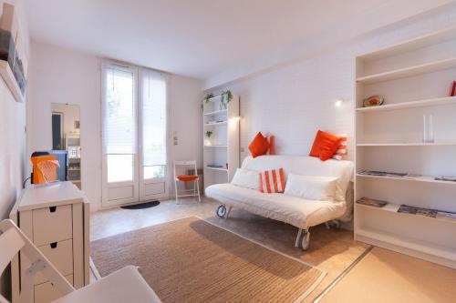 Cozy seaside and comfortable apartment