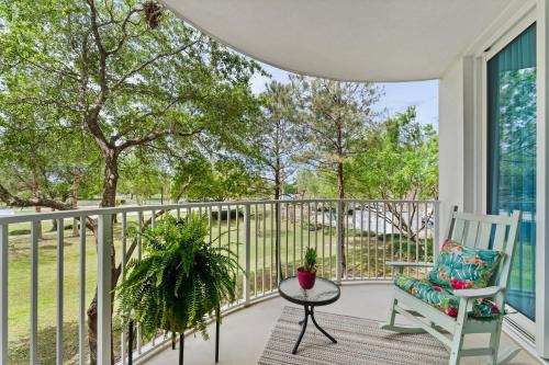 5 Star Resort 2BR 2 BATH King Suite Shuttle Pools Across from Beach 2208 photo 16