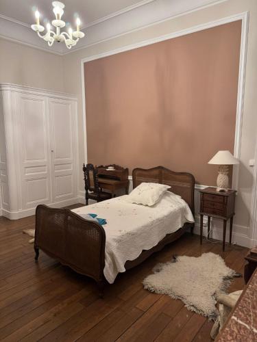 Gallery image of Chateau Moncassin in Leyritz-Moncassin