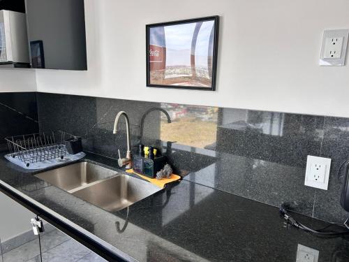 Dapur atau dapur kecil di Spectacular PH, swimming pool, gym, view