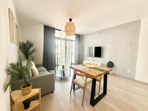 Salty Loft en el Centro de Corralejo, terraza privada, cocina completa y WIFI