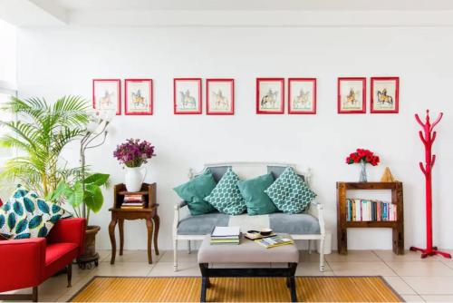 a living room with a couch and a table at J607 - 2BDR - 1BTh in Mexico City