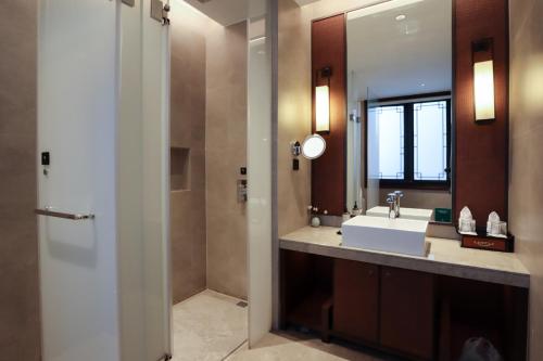 Yuyao Yangmingguan Hotelにあるバスルーム