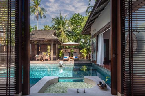 Bazén v ubytování Anantara Mai Khao Phuket Villas nebo v jeho okolí