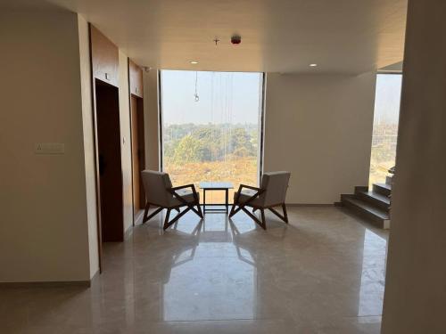 Posezení v ubytování Hotel Madhukta Inn
