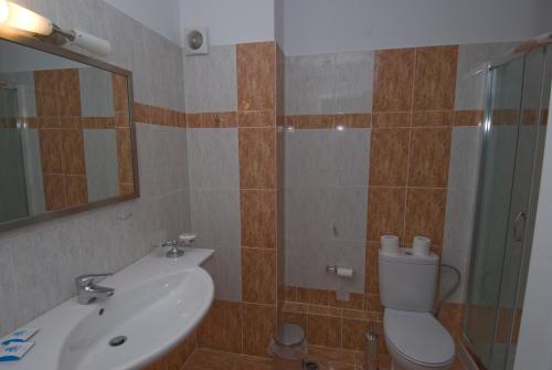 Gallery image of Zorbas Hotel in Myrtéa