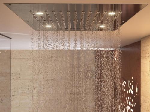 BQ House COLOSSEUM Luxury Rooms