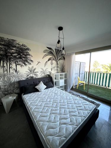 Appartement à Antibes avec terrasse ensoleillée