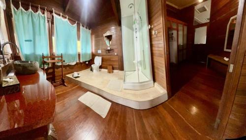 Fotografie z fotogalerie ubytování Breve Azurine Lagoon Resort v destinaci Karimunjawa