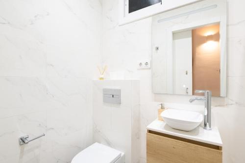 Sagrada Familia Comfy apartment
