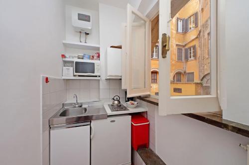 Pantheon Apartment Rondanini