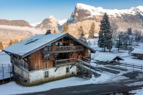 Chalet Les Rots Home