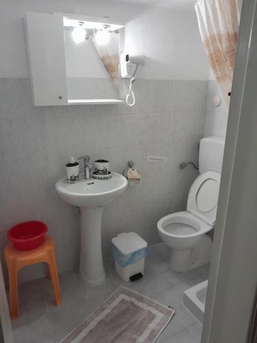 Koupelna v ubytování Sevasti Symi Studios