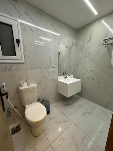 Ένα μπάνιο στο Atlas International Hotels