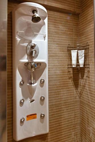 Acropolis Luxury Apartment